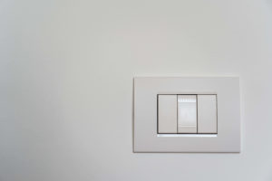 Een lichtschakelaar in huis